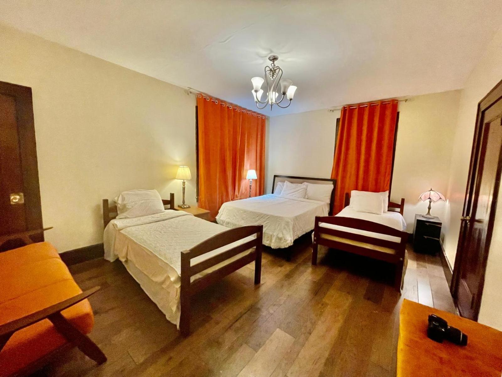 Family Guest House Ньюарк Экстерьер фото