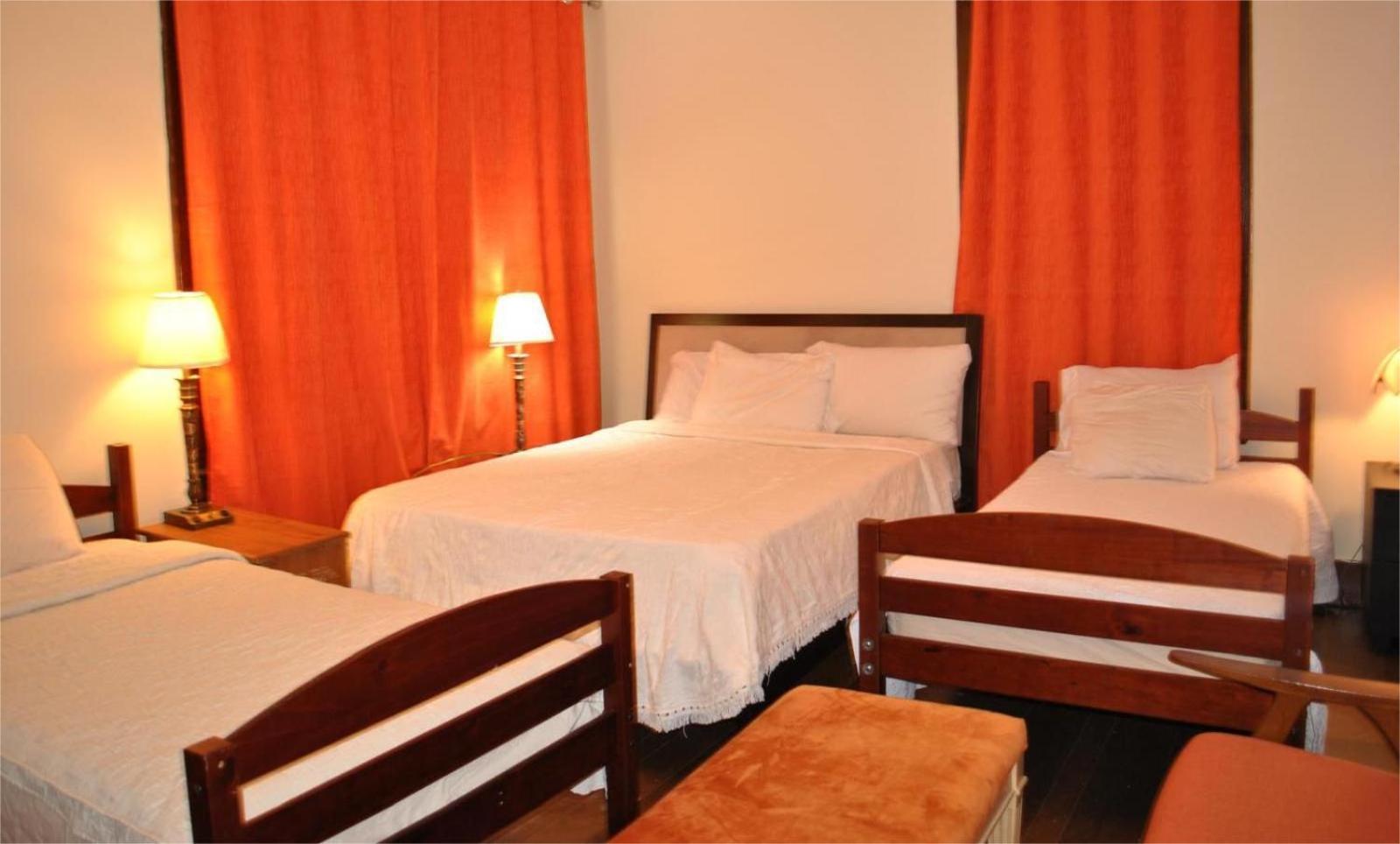 Family Guest House Ньюарк Экстерьер фото