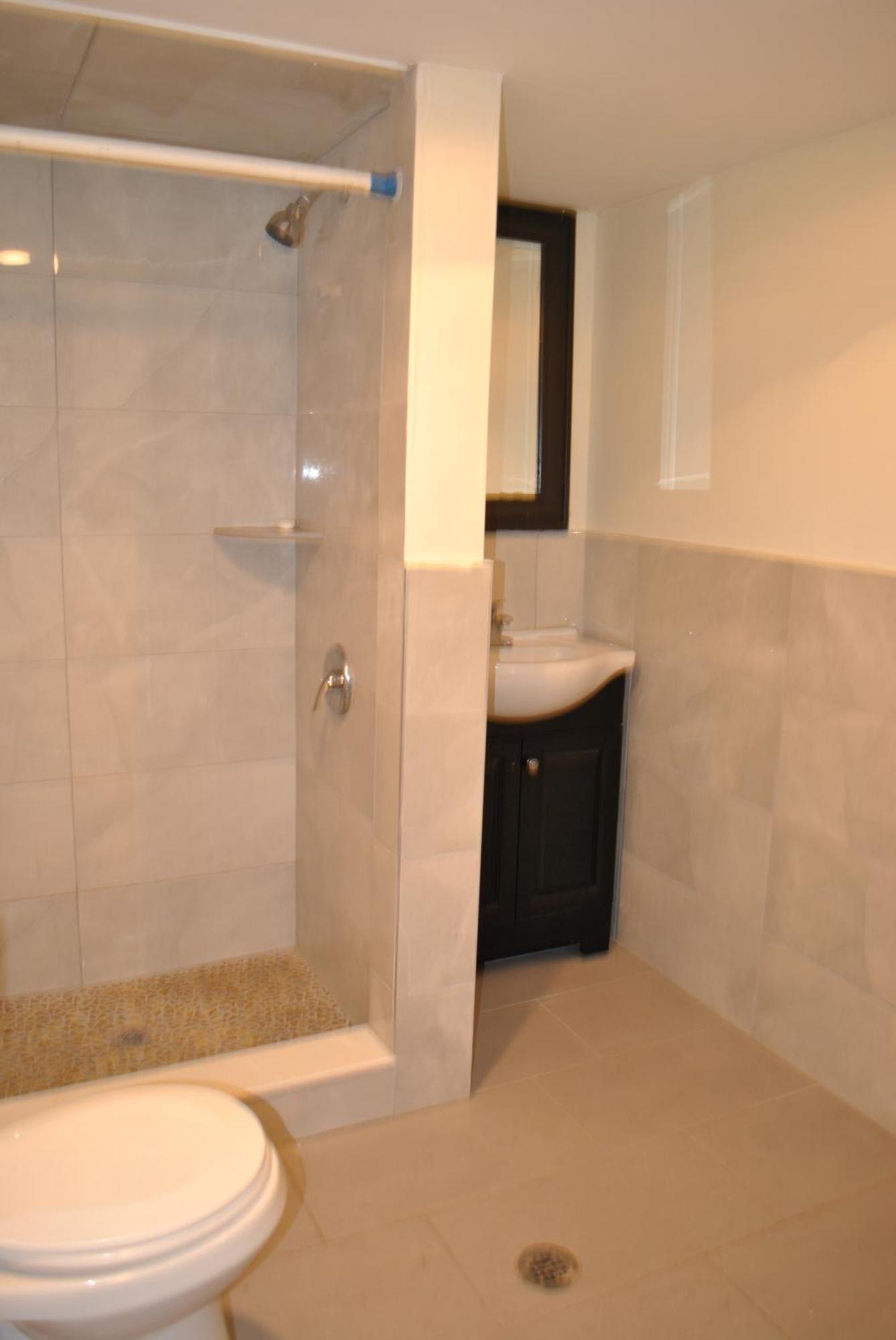 Family Guest House Ньюарк Экстерьер фото